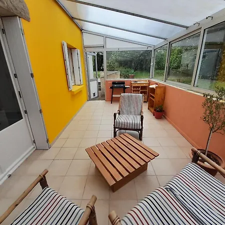 Au Coeur De St Lyphard Апартаменты Saint-Lyphard