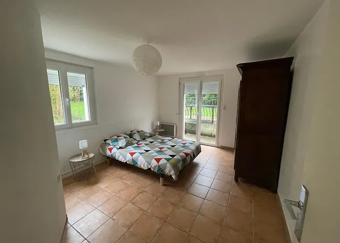 Au Cœur De St Lyphard Appartement